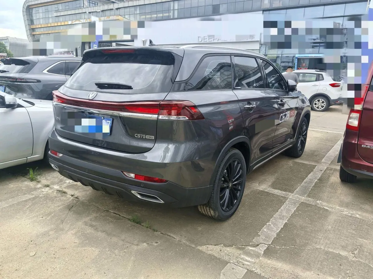 ChangAn 2026 CS75 PRO 1.5T exclusive 7-seat automatic gear 3