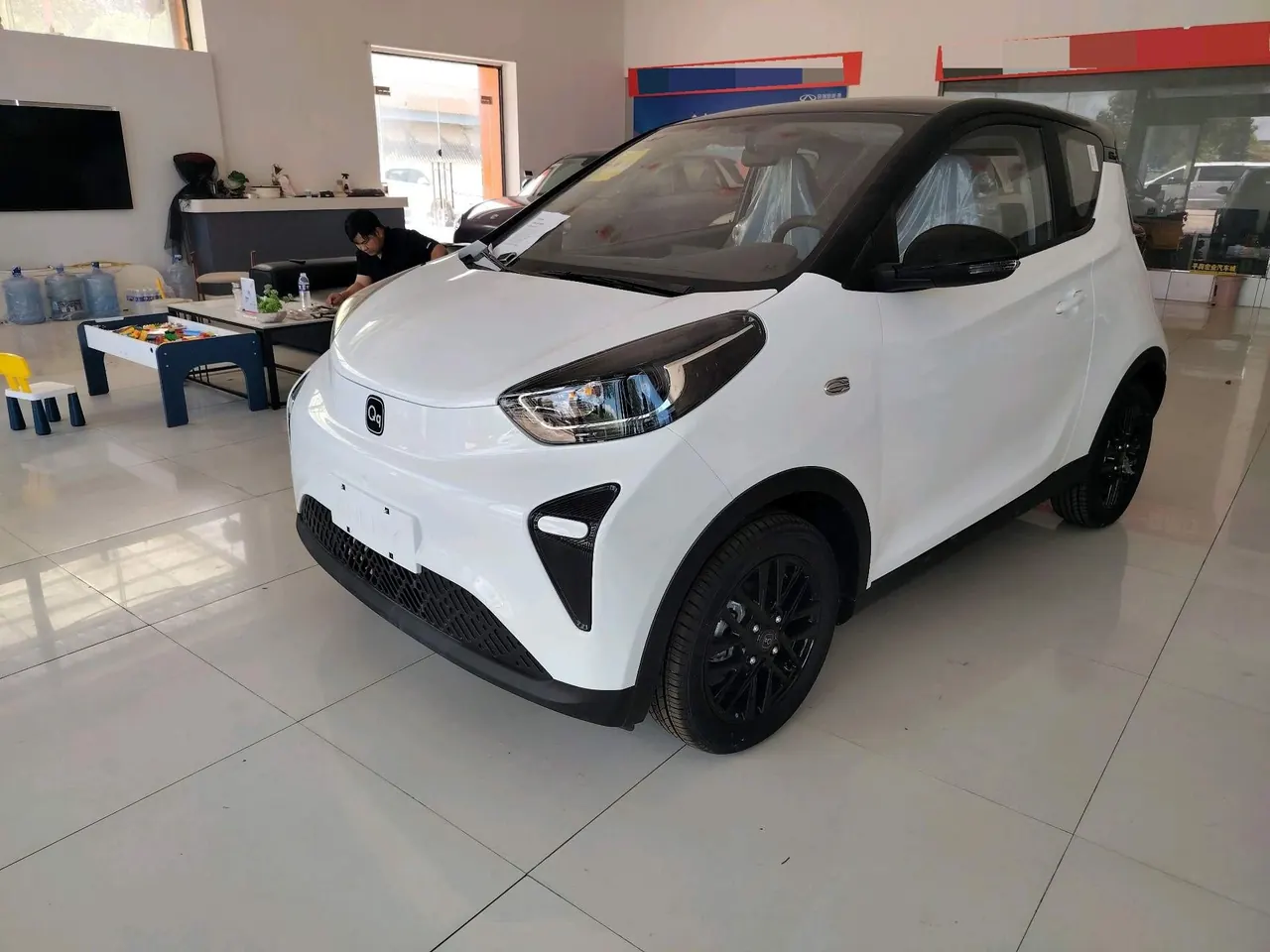 Open image lightbox: Chery 2026 eQ1 (Ant) 271km True Love Edition Automatic Gear