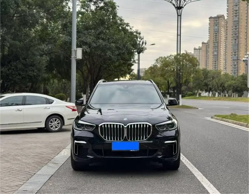 BMW 2022 X5 xDrive 40Li 48v 3.0T M sports suit automatic gear 2