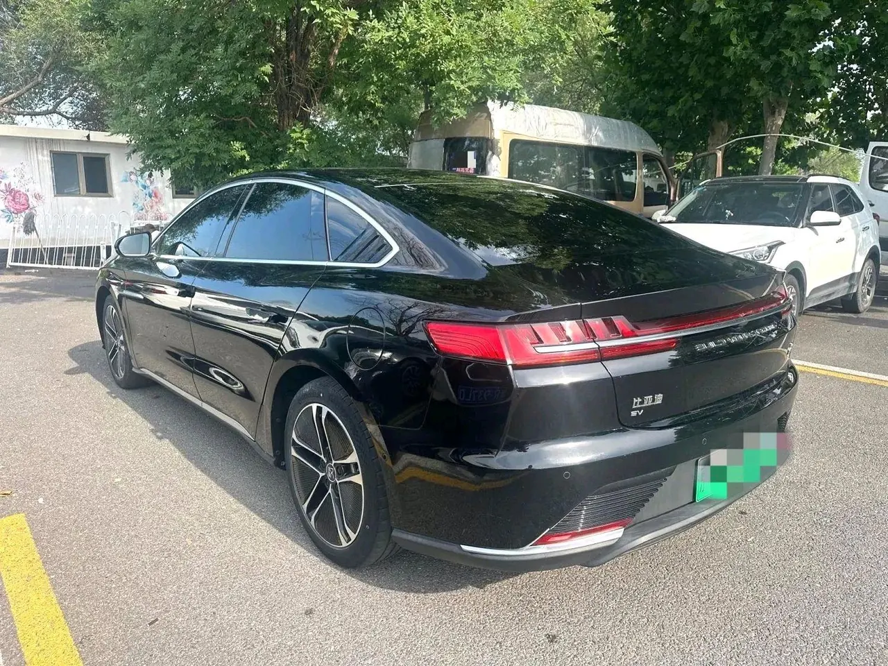 BYD 2020 Han Super Long Endurance Edition Noble Automatic Transmission 3