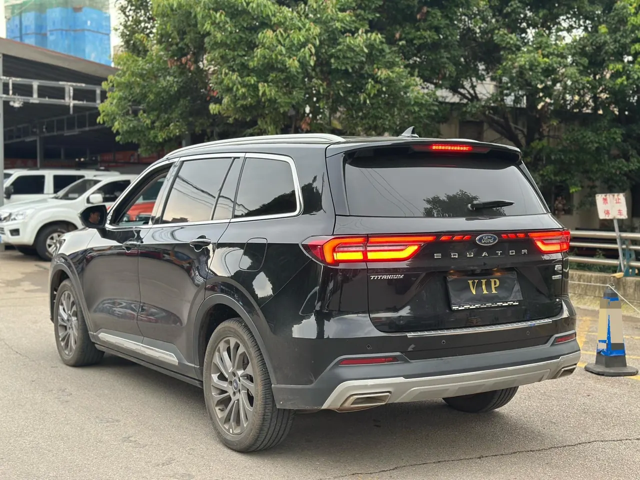 Ford 2021 Lingyu 2.0T EcoBoost 225 Zunling 7-seat automatic gear 6