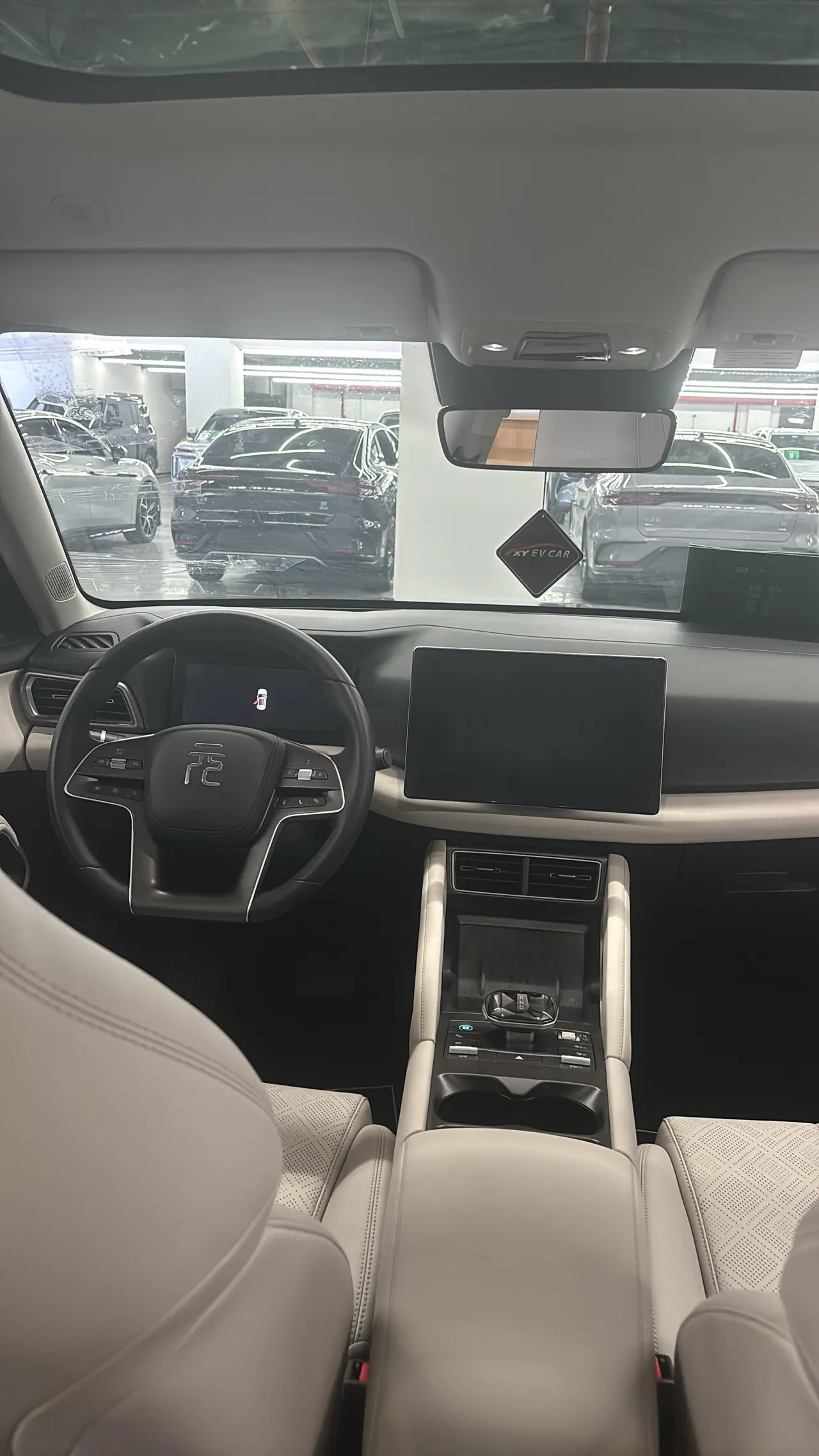 BYD 2024 Yuan UP 401KM Exceed Automatic Gear 6
