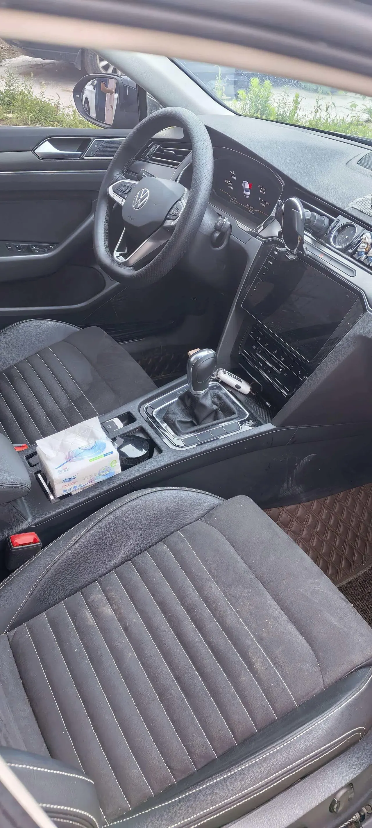 Volkswagen 2020 Magotan 2.0TSI 330TSI luxury automatic transmission 2
