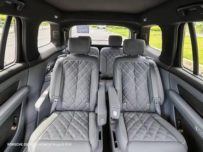 NIO 2026 ES8 6-seat executive deluxe automatic gear 6