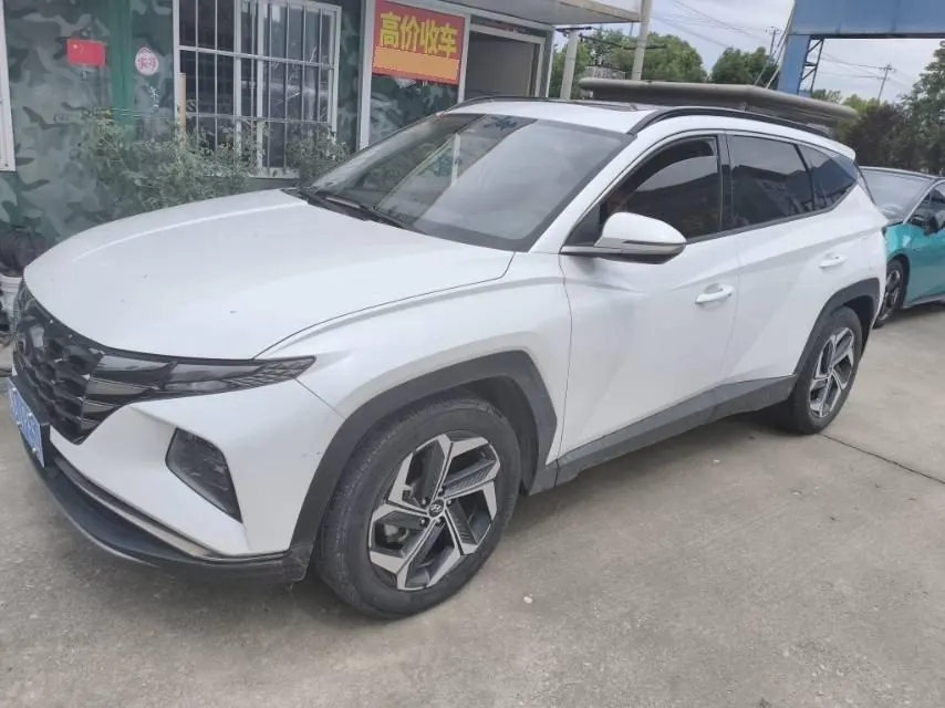 Open image lightbox: Hyundai 2023 Tousheng L 1.5T DLX Deluxe Edition Automatic Gear