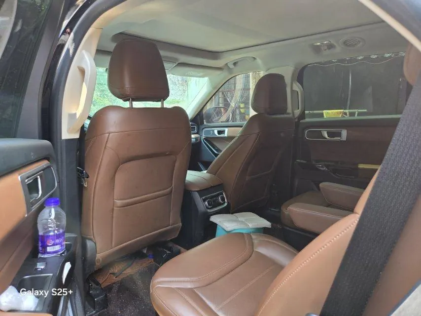 Ford 2023 Explorer 2.3T EcoBoost 285 4-wheel fashion plus version 6-seat automatic gear 4