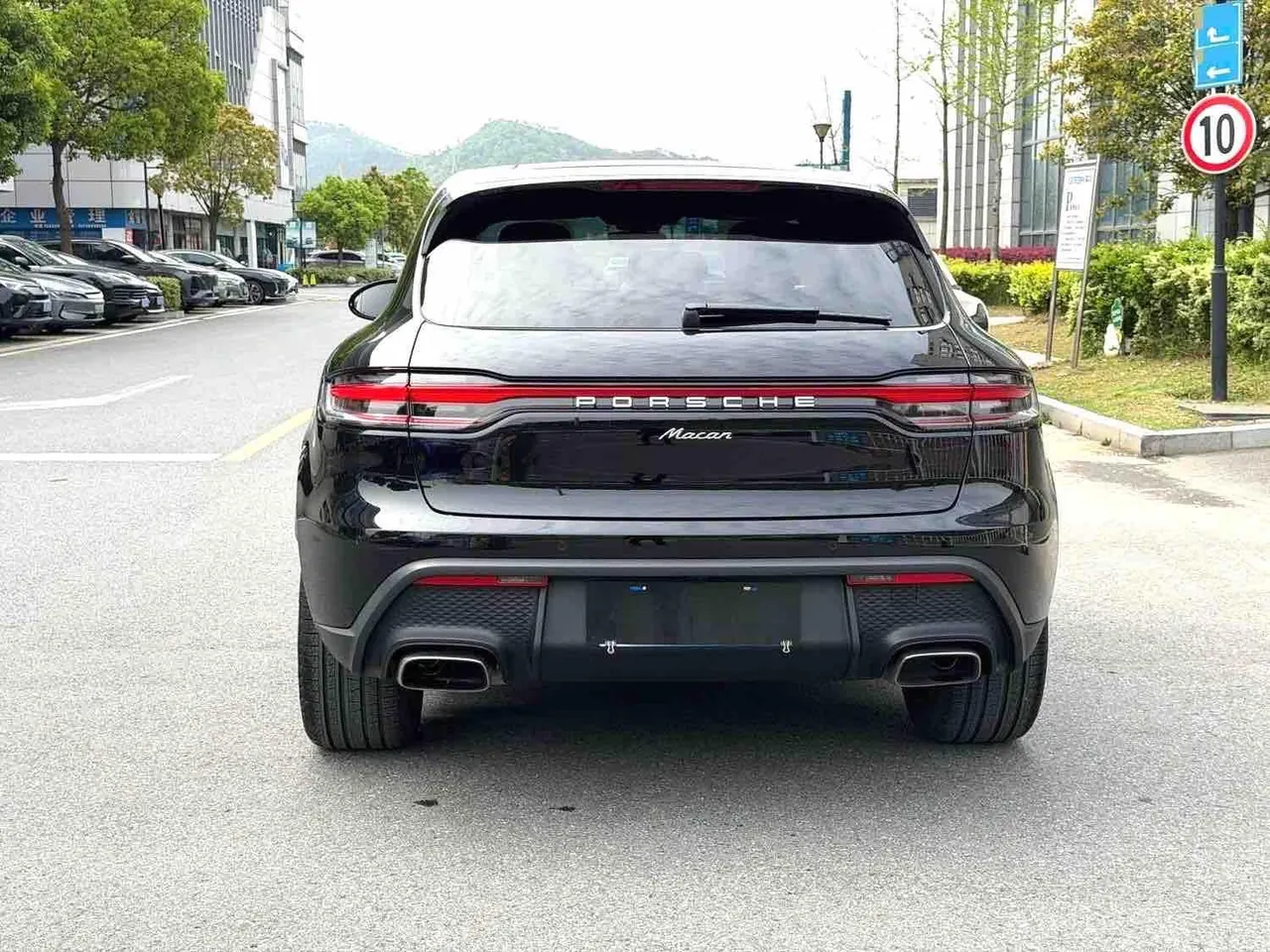 Porsche Macan (Imported) 2026 Macan 2.0T Dream Edition Automatic Gear 4