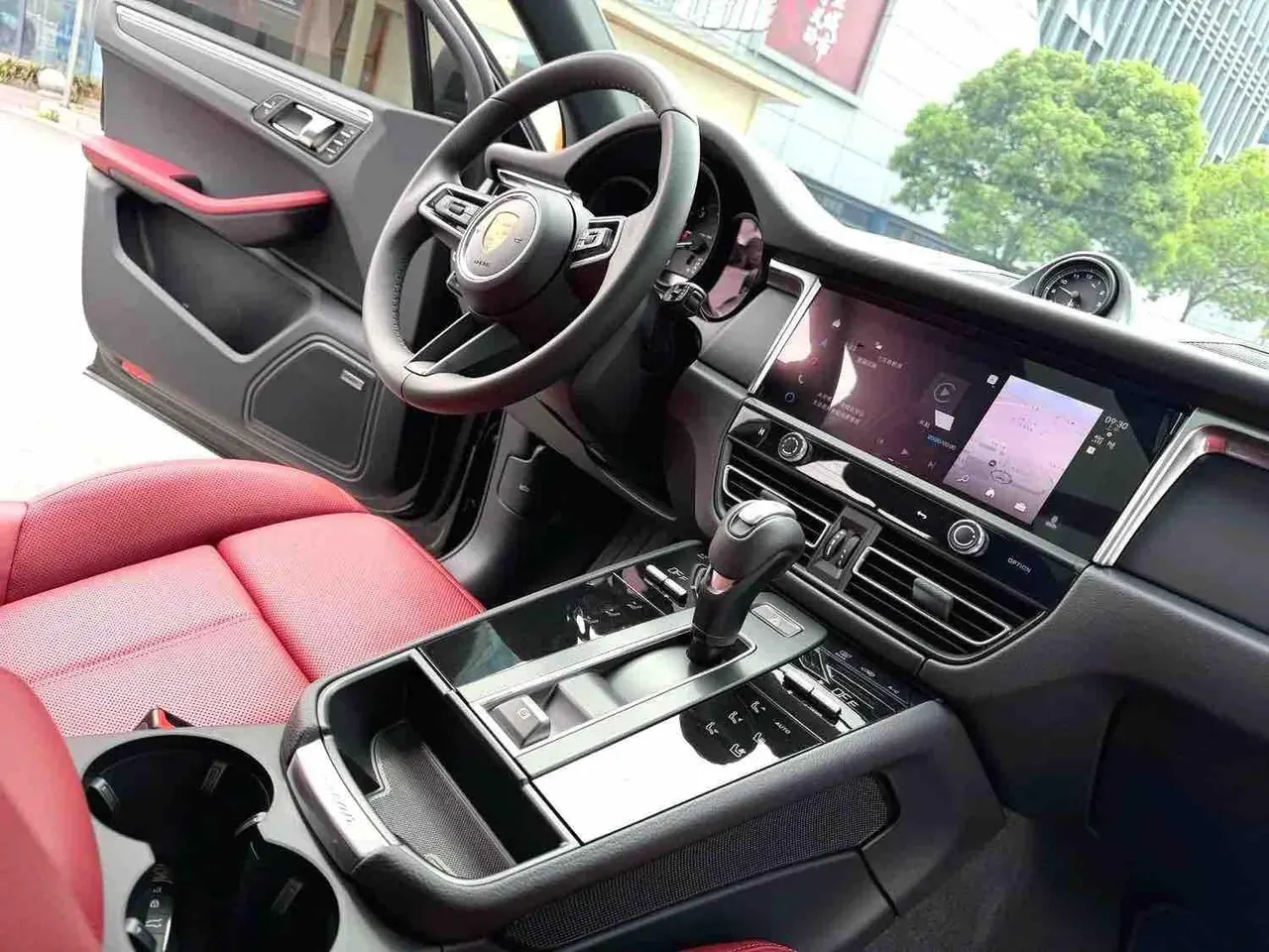 Porsche Macan (Imported) 2026 Macan 2.0T Dream Edition Automatic Gear 7