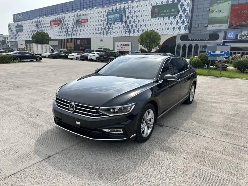 Volkswagen 2023 Magotan 1.4TSI 280TSI 2 million Commemorative Edition Leading Automatic Gear - View 1