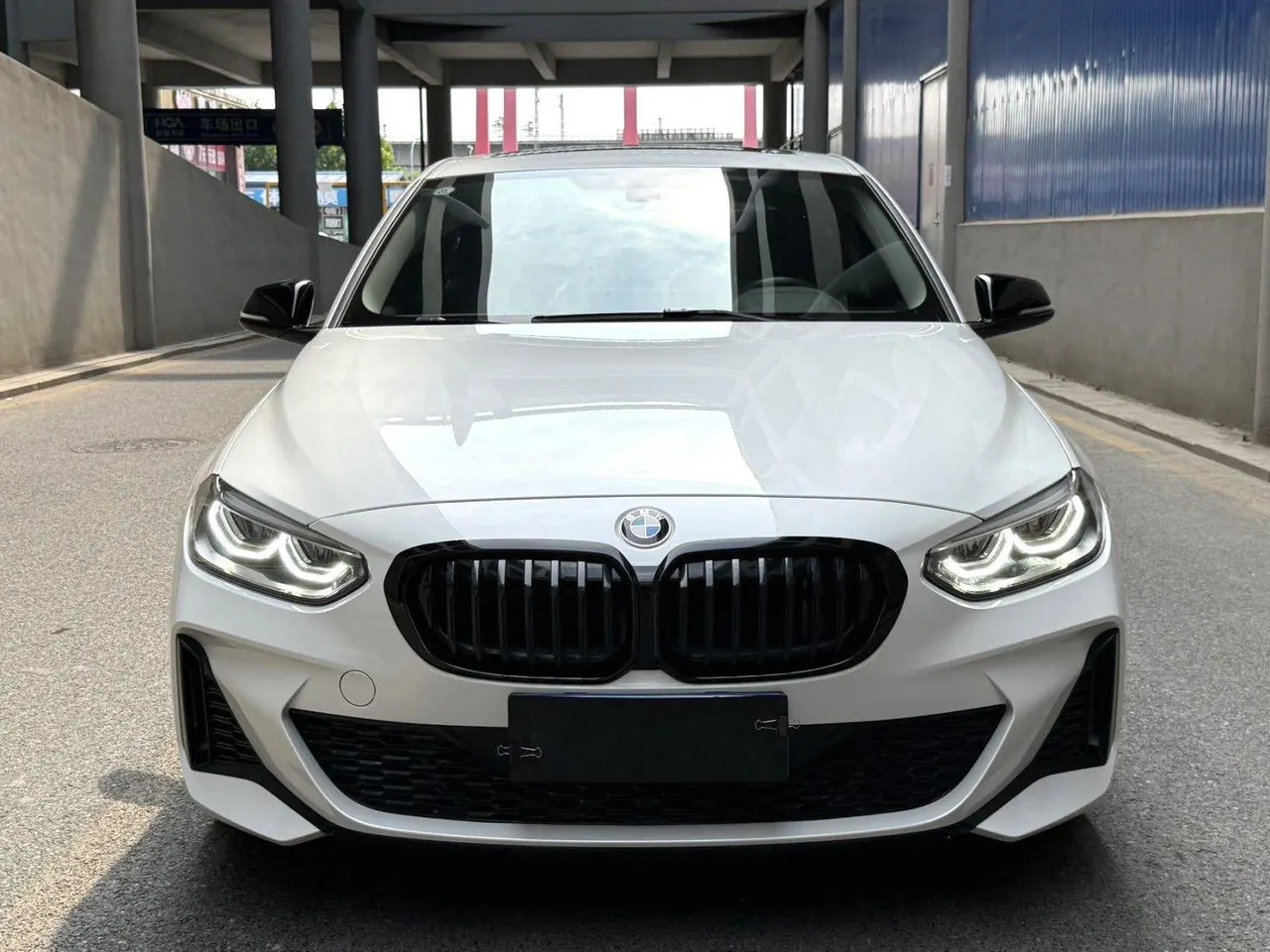 BMW 1 Series 2023 120i 1.5T M Sports Obsidian Night Edition Automatic Gear 3