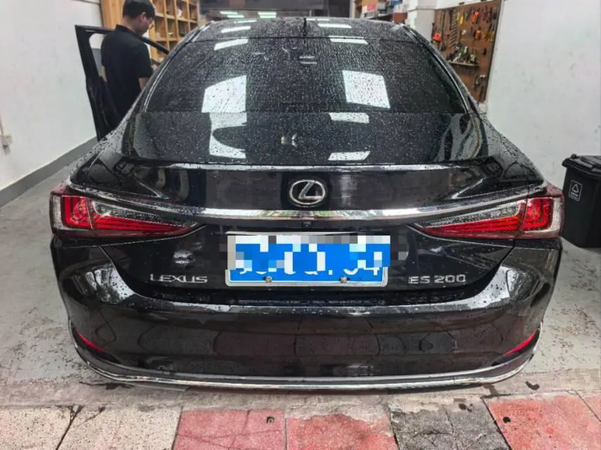 Lexus ES (Imported) 2020 ES200 2.0 Stepless Premium Edition Automatic Gear 6