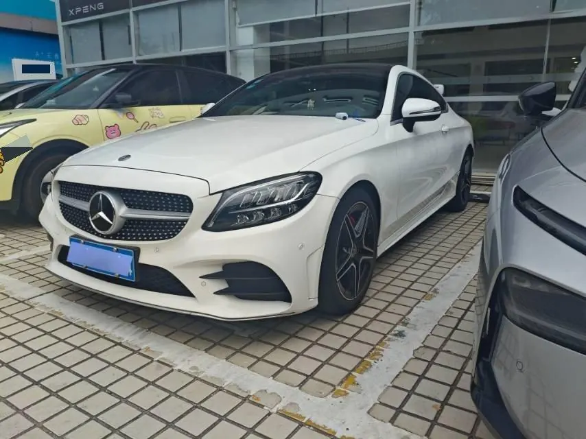 Открыть галерею: Mercedes Benz Class C (Imported) 2020 C 260 Coupe 48V 1.5T Automatic Gear