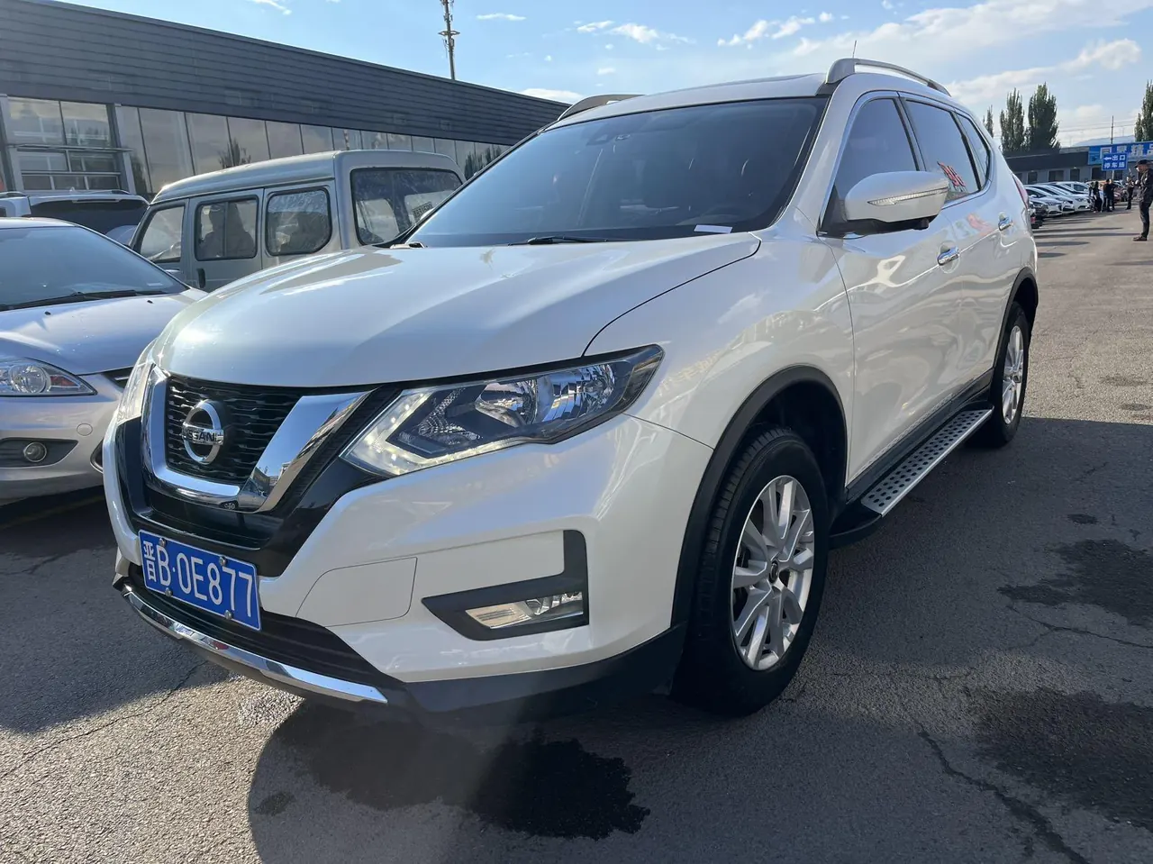 Nissan 2020 Qijun 2.0 stepless XL Premium two-wheel drive Zhilian exclusive version of automatic gear - View 1
