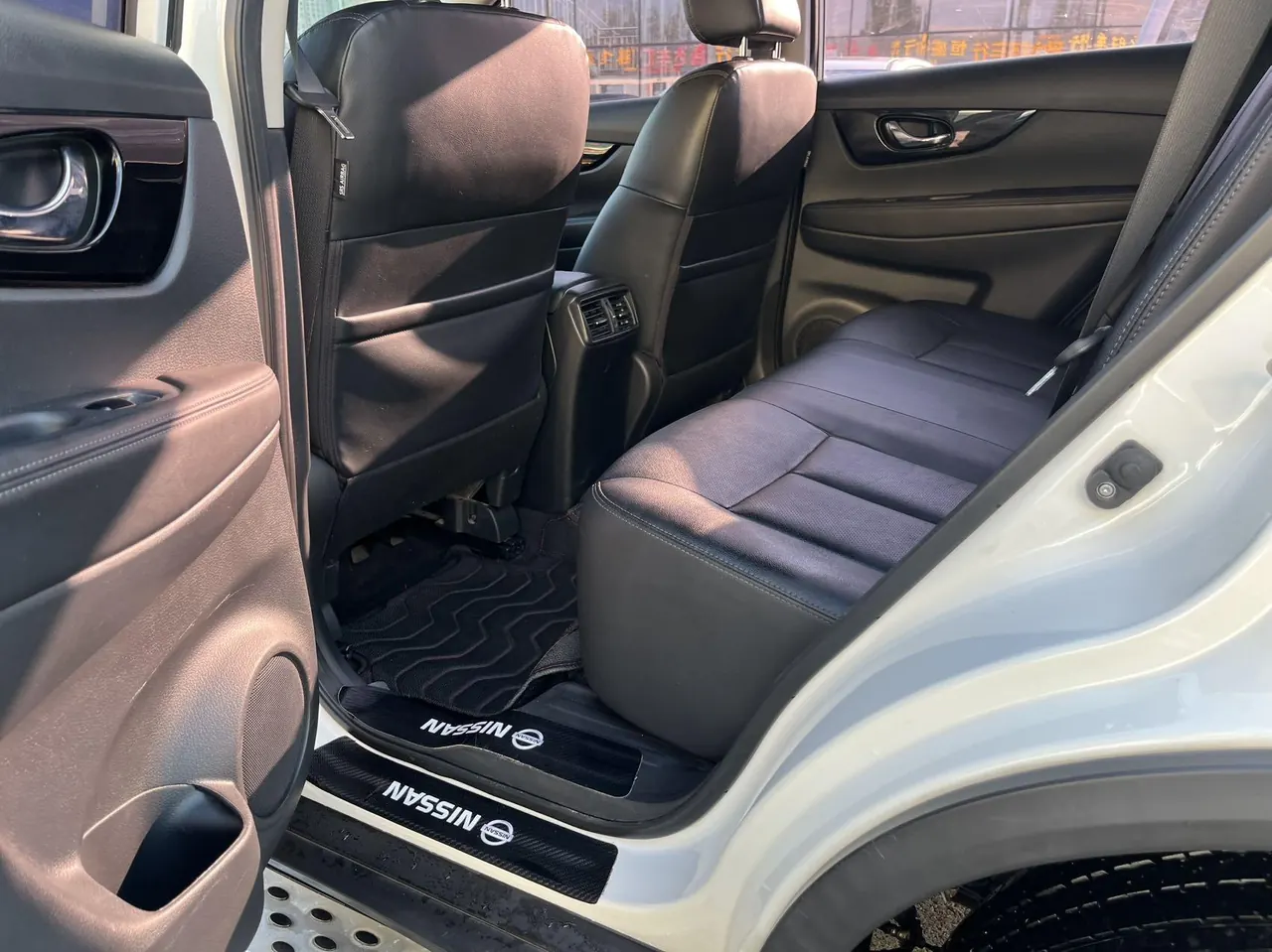 Nissan 2020 Qijun 2.0 stepless XL Premium two-wheel drive Zhilian exclusive version of automatic gear 4