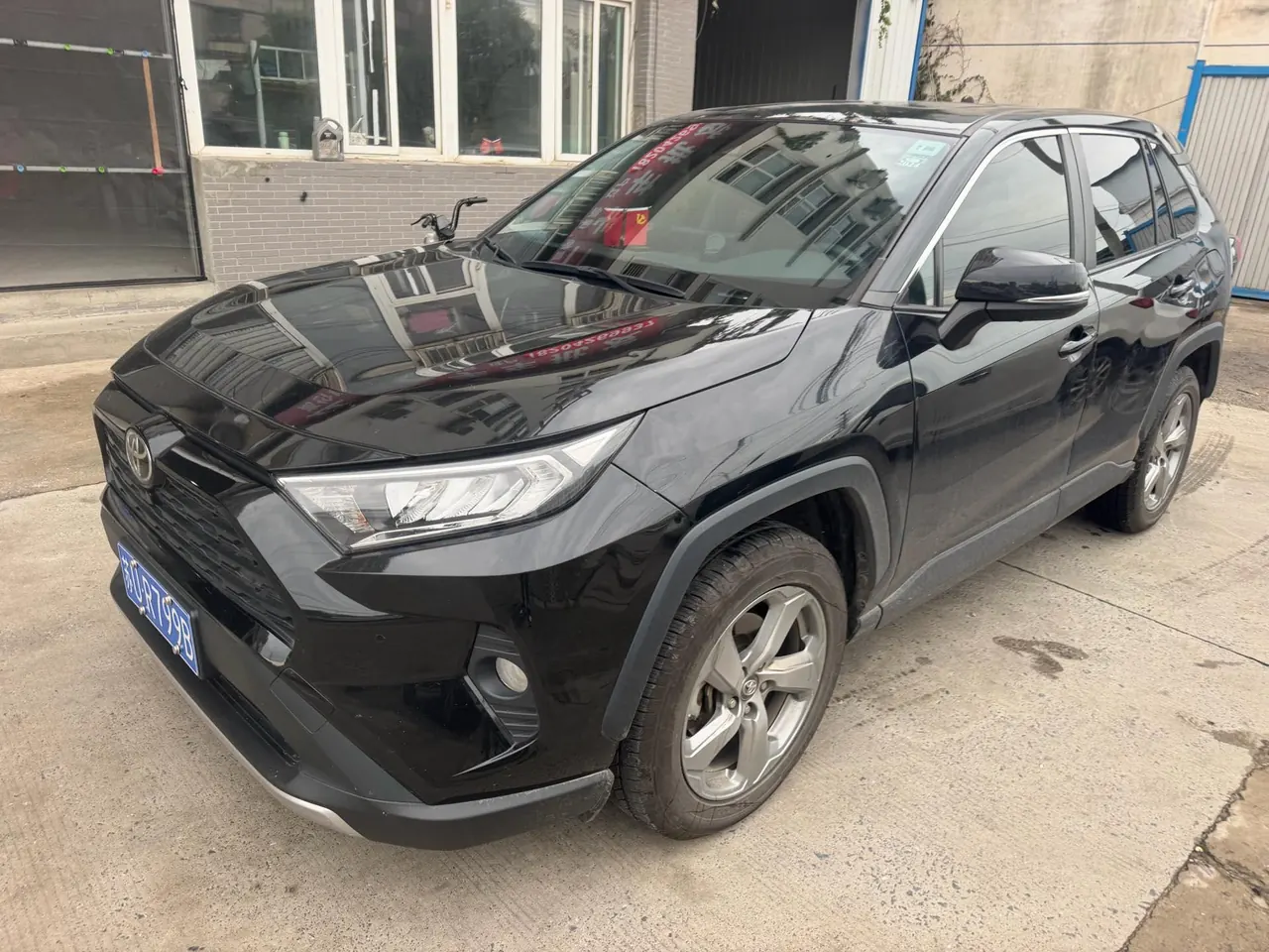Toyota 2022 RAV4 Rongbo 2.0 Stepless Two-Drive Premium Edition Automatic Gear - View 1