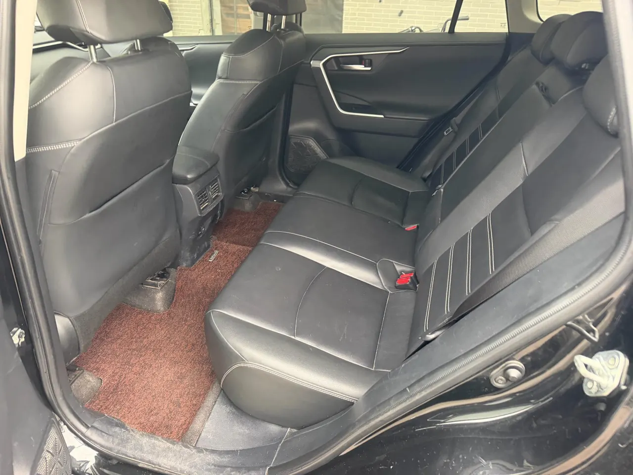 Toyota 2022 RAV4 Rongbo 2.0 Stepless Two-Drive Premium Edition Automatic Gear 3