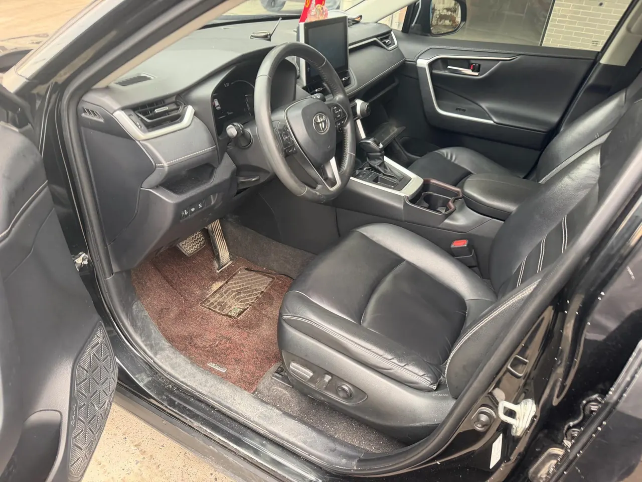 Toyota 2022 RAV4 Rongbo 2.0 Stepless Two-Drive Premium Edition Automatic Gear 6