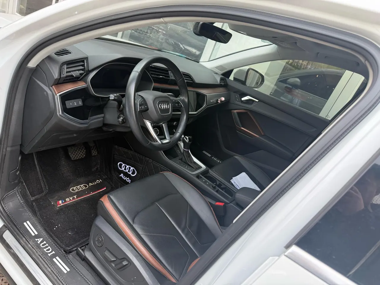 Audi 2020 Q3 1.4TFSI 35TFSI Fashion Elegant Automatic Gear 5