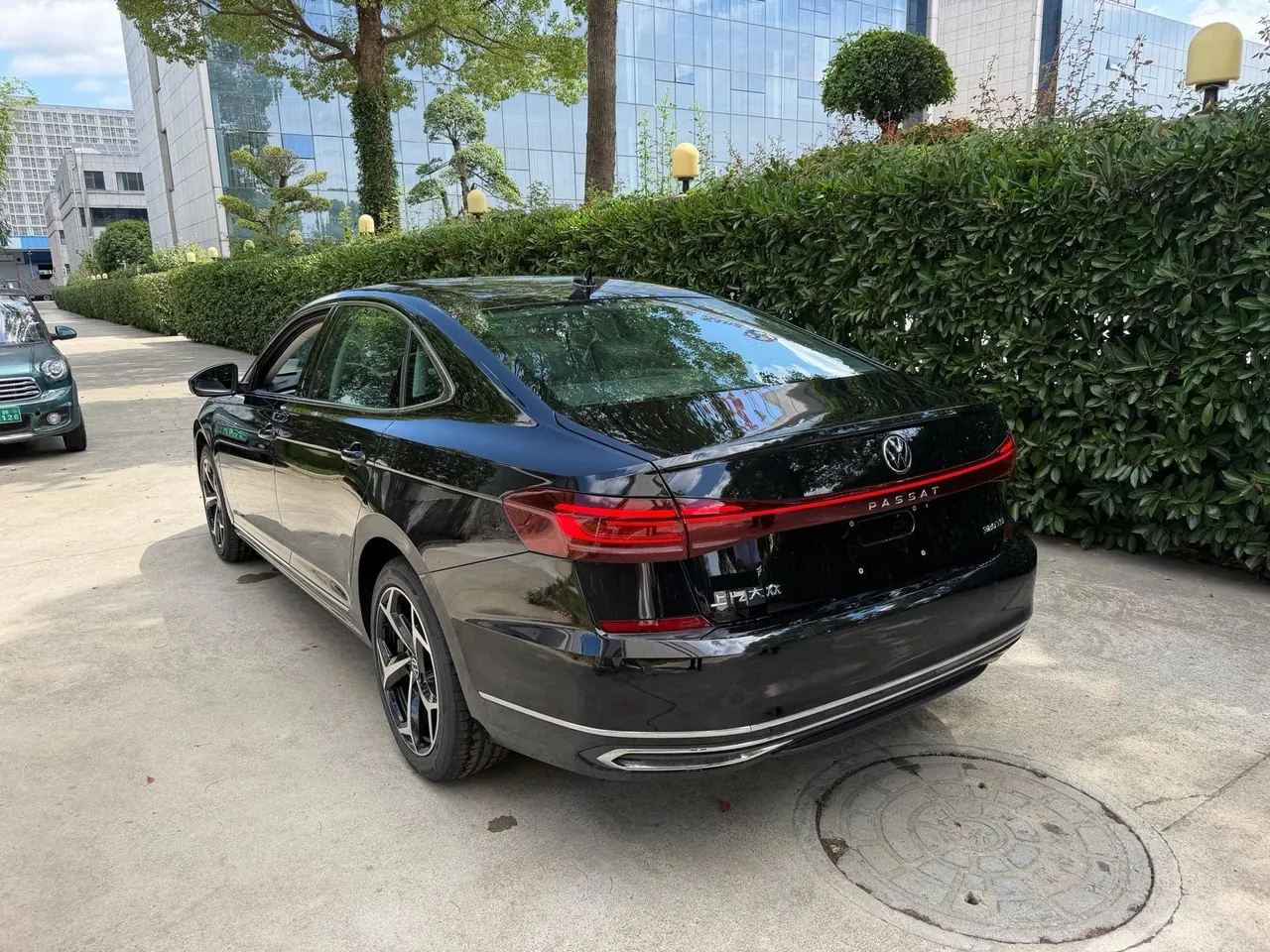 Volkswagen 2026 Passat 2.0TSI 380TSI outstanding star dragon version automatic gear 6