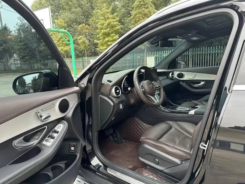 Mercedes Benz 2020 GLC 260 L 4MATIC 2.0T Dynamic (Modified) Automatic Gear 3