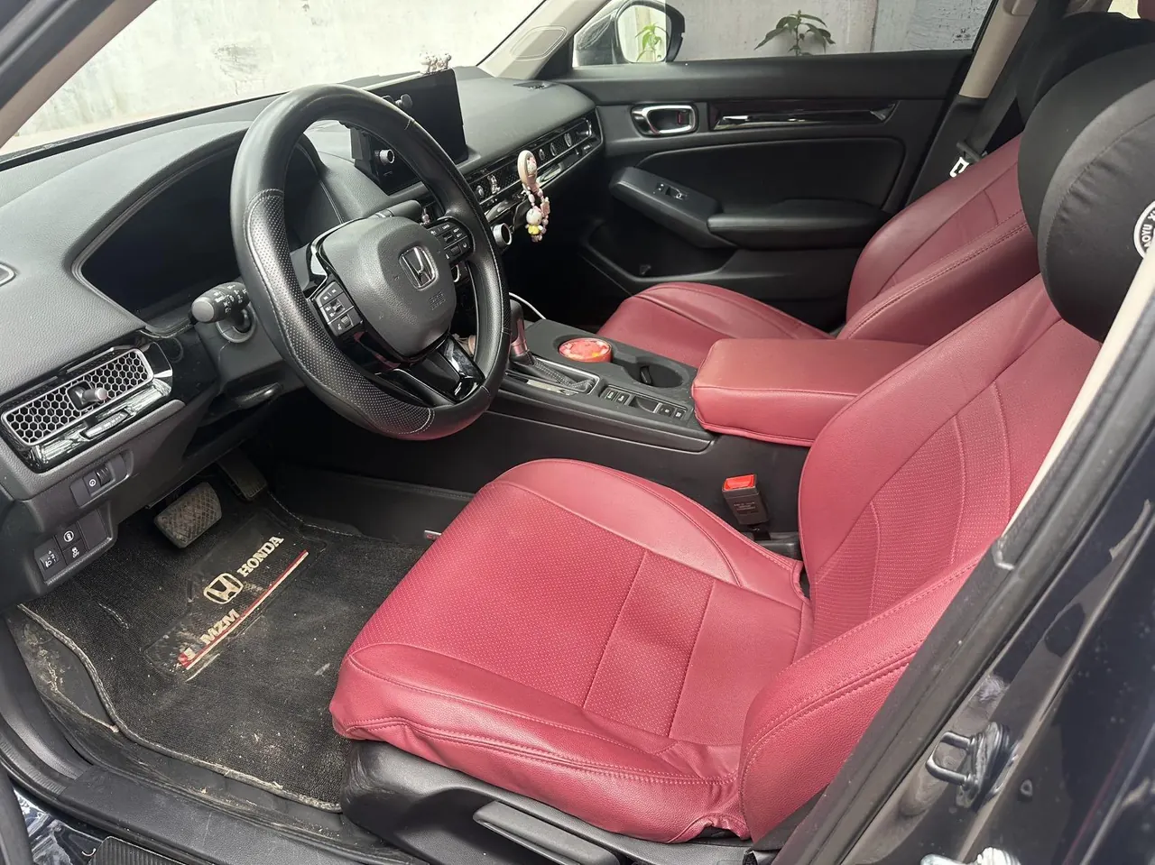 Honda 2023 Civic 1.5T CVT 240TURBO Sporty Edition Automatic 4