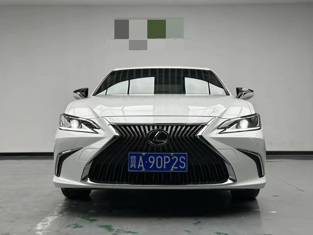 Lexus ES (Imported) 2020 ES200 2.0 Stepless Premium Edition Automatic Gear 6