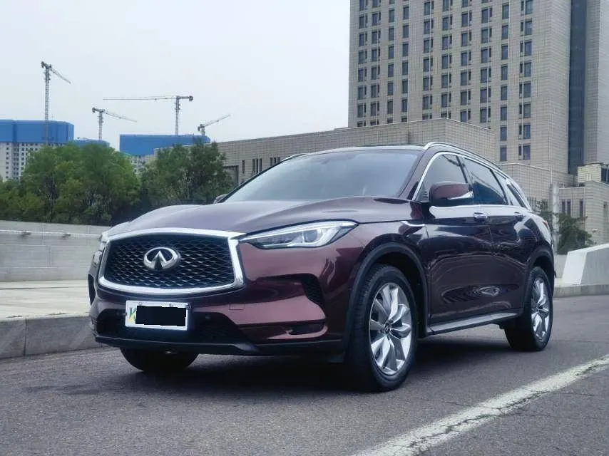 Open image lightbox: Infiniti 2020 QX50 2.0T stepless two-wheel drive fashion version of automatic gear