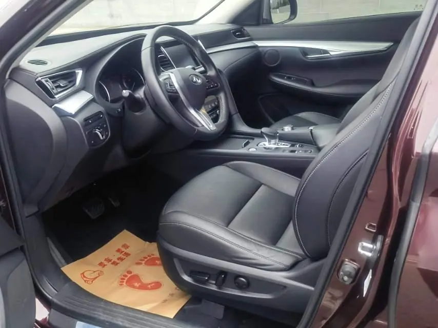 Infiniti 2020 QX50 2.0T stepless two-wheel drive fashion version of automatic gear 3