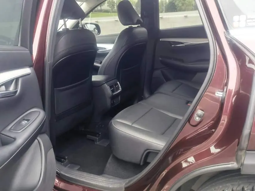 Infiniti 2020 QX50 2.0T stepless two-wheel drive fashion version of automatic gear 4