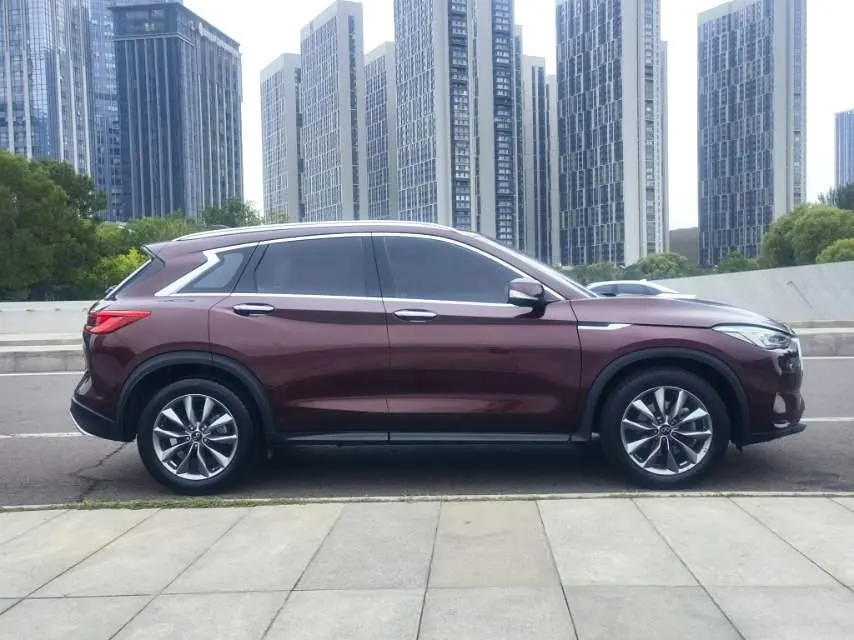 Infiniti 2020 QX50 2.0T stepless two-wheel drive fashion version of automatic gear 8