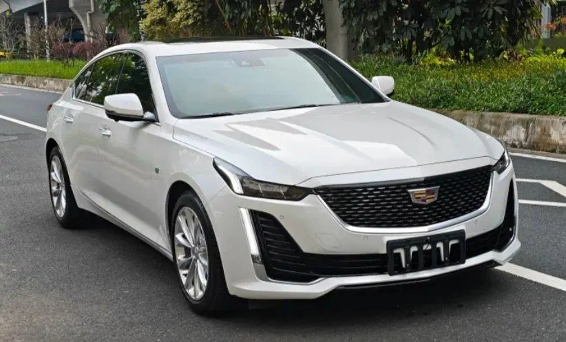 Cadillac 2023 CT5 2.0T 28T Luxury (Standard Edition) Automatic Gear - View 1