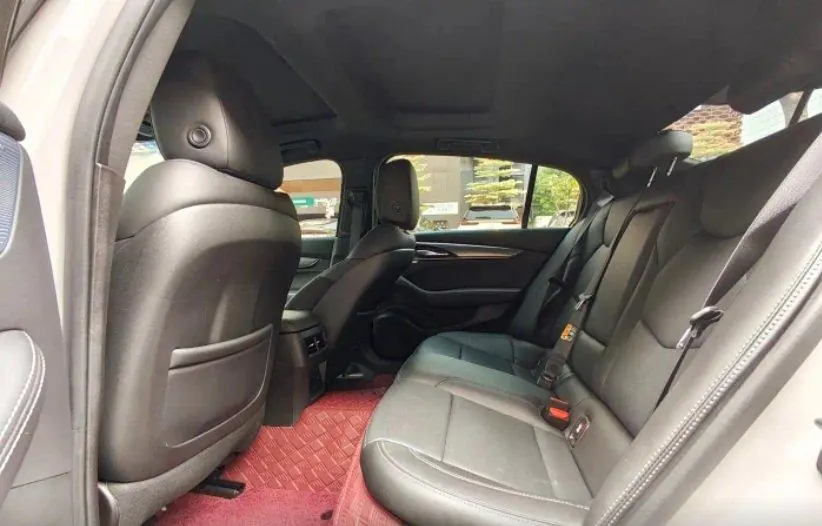 Cadillac 2023 CT5 2.0T 28T Luxury (Standard Edition) Automatic Gear 4