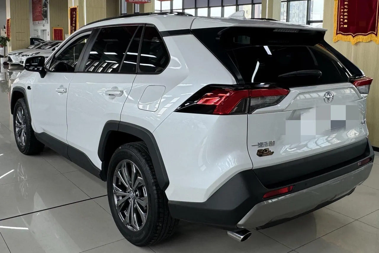 Toyota 2023 RAV4 Rongbo 2.0 Stepless Two-Drive 20th Anniversary Platinum Commemorative Edition Automatic Gear 4
