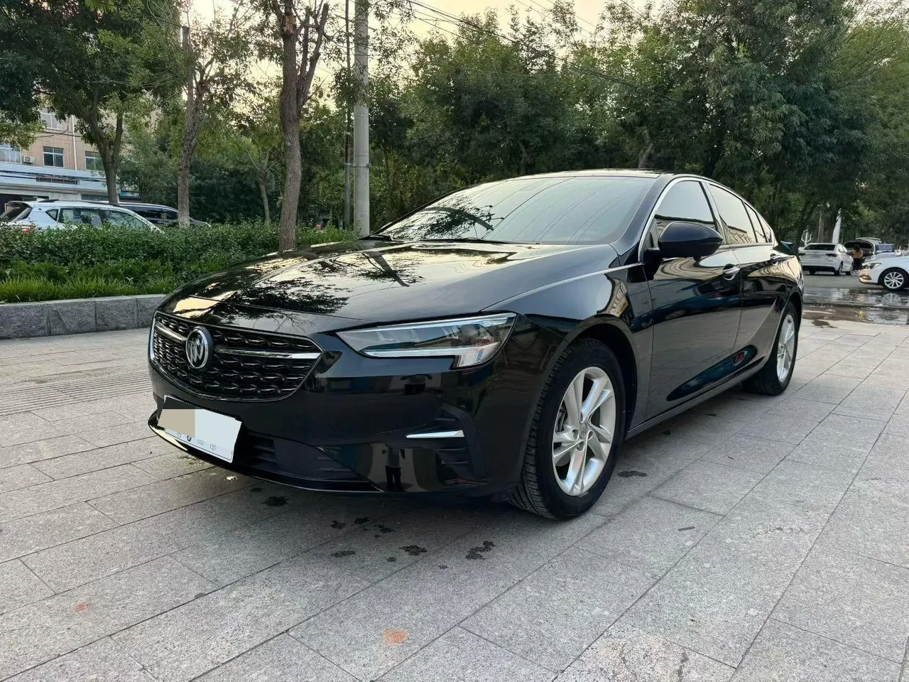 Buick 2020 Regal 1.5T 552T Elite Automatic Gear - View 1