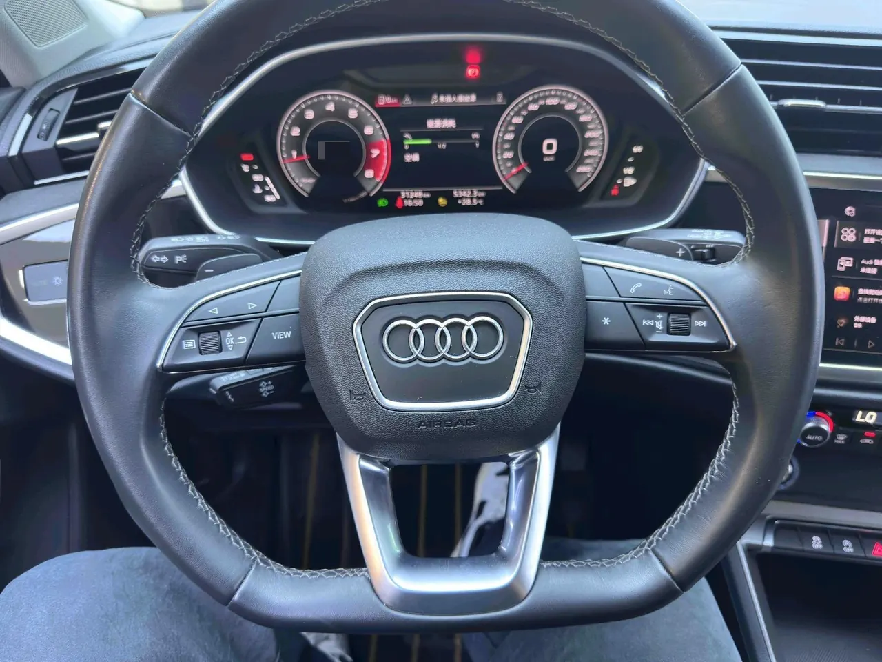 Audi 2023 Q3 1.4TFSI 35TFSI Fashion Dynamic Automatic 10