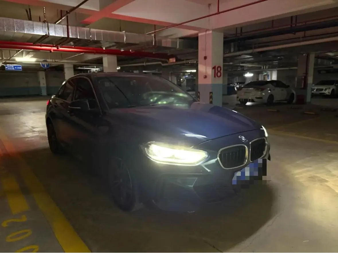 BMW 1 Series 2020 120i 1.5T Fashion Automatic 2