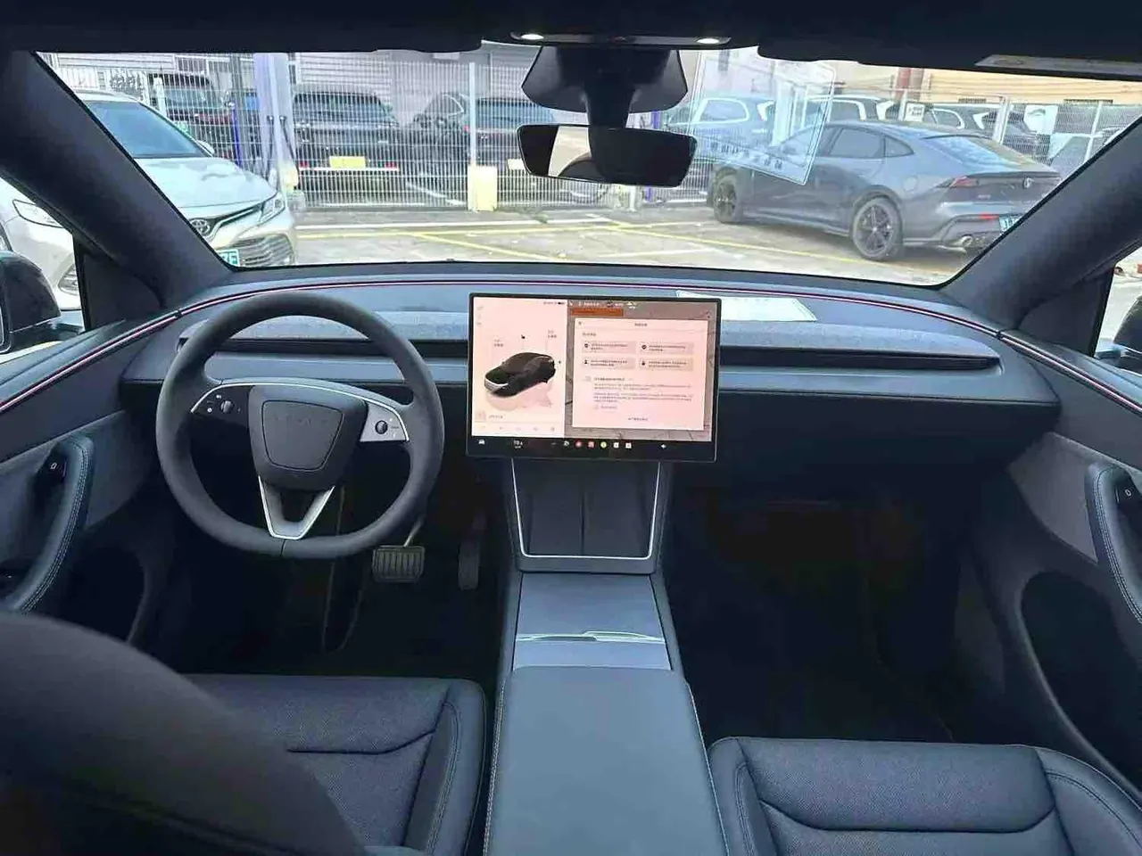 Tesla 2026 Model Y Rear-Wheel-Drive Automatic 5