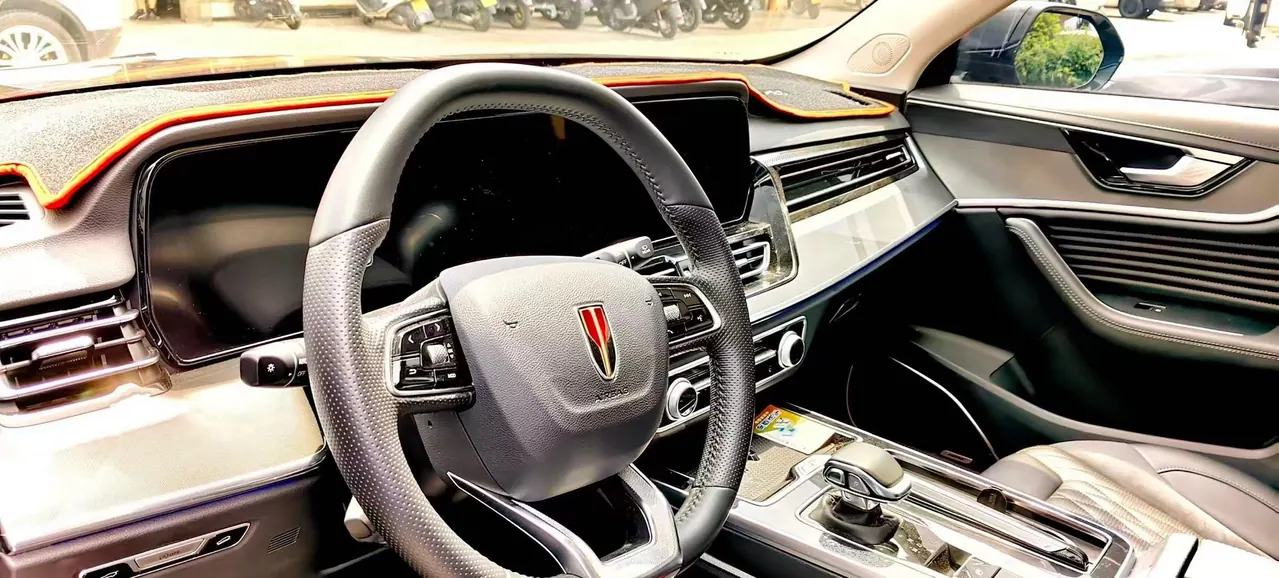 HongQi 2023 HS5 2.0T Flag Enjoy Pro 500000 Commemorative Automatic Gear 5