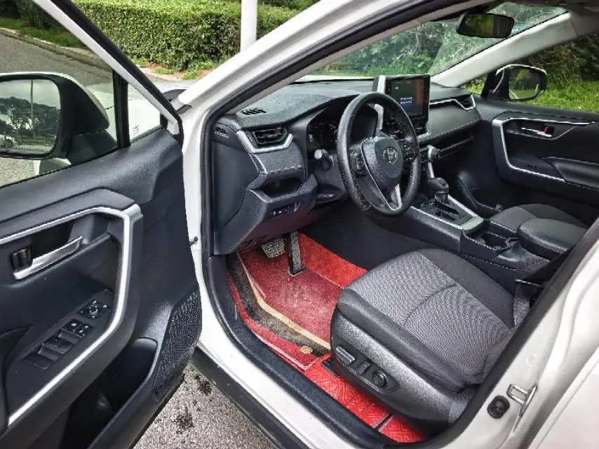 Toyota 2020 RAV4 Rongbo 2.0 Stepless Two-Drive Fashion Edition PLUS Automatic Gear 6