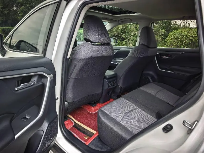 Toyota 2020 RAV4 Rongbo 2.0 Stepless Two-Drive Fashion Edition PLUS Automatic Gear 8