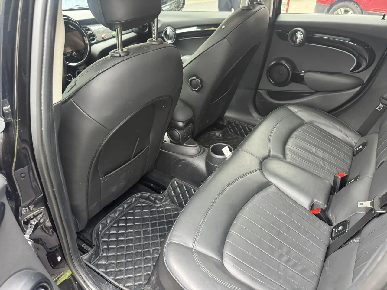 MINI Mini 5-Door (Imported) 2023 Mini Cooper 1.5T Artist Automatic Gear 4