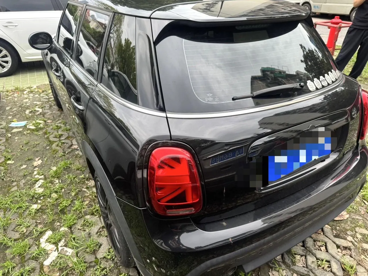 MINI Mini 5-Door (Imported) 2023 Mini Cooper 1.5T Artist Automatic Gear 5