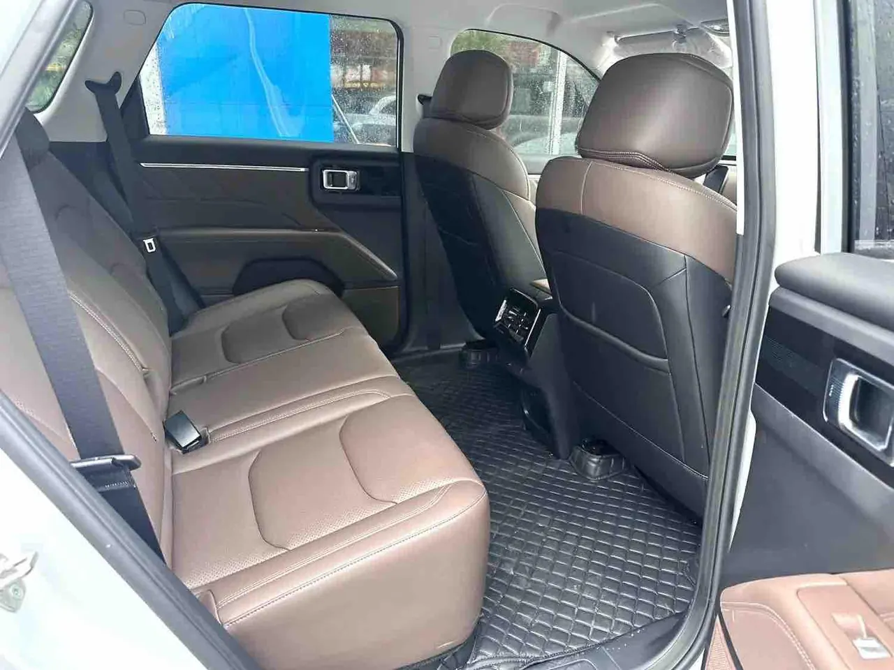 WuLing 2026 Starlight 560 500km Luxury Automatic Gear 3