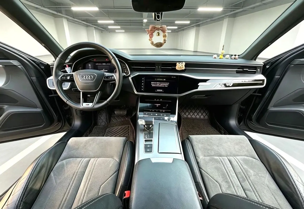 Audi 2020 A6L 2.0TFSI 45TFSI Selected Dynamic Automatic 4