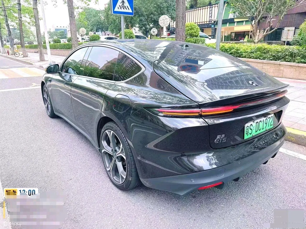 NIO 2022 ET5 75kWh automatic gear 4