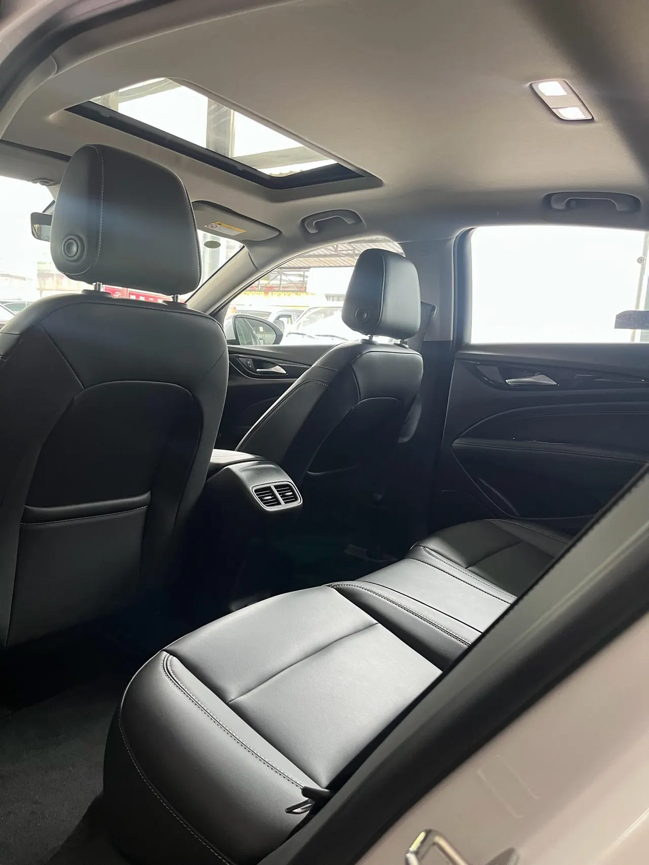 Buick 2024 Regal 1.5T 25T Super Edition Automatic Gear 5