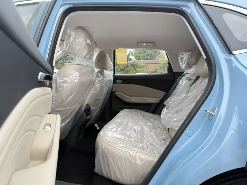 BaoJun 2026 Yunhai 600km Pure Electric Standard Edition Automatic Gear 8