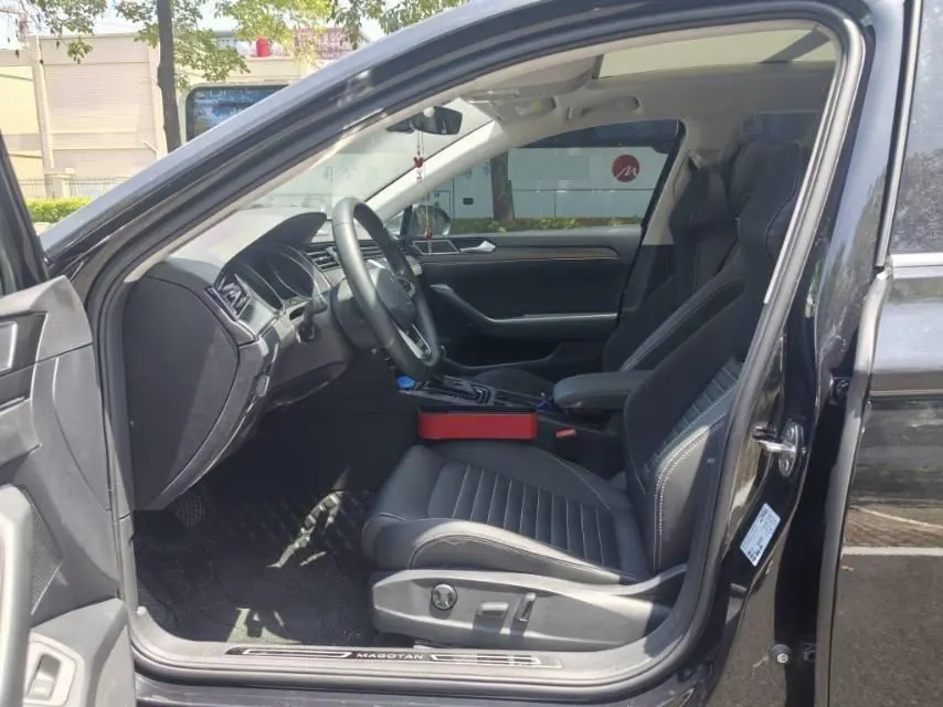 Volkswagen 2020 Magotan 2.0TSI 330TSI Leading Automatic 5