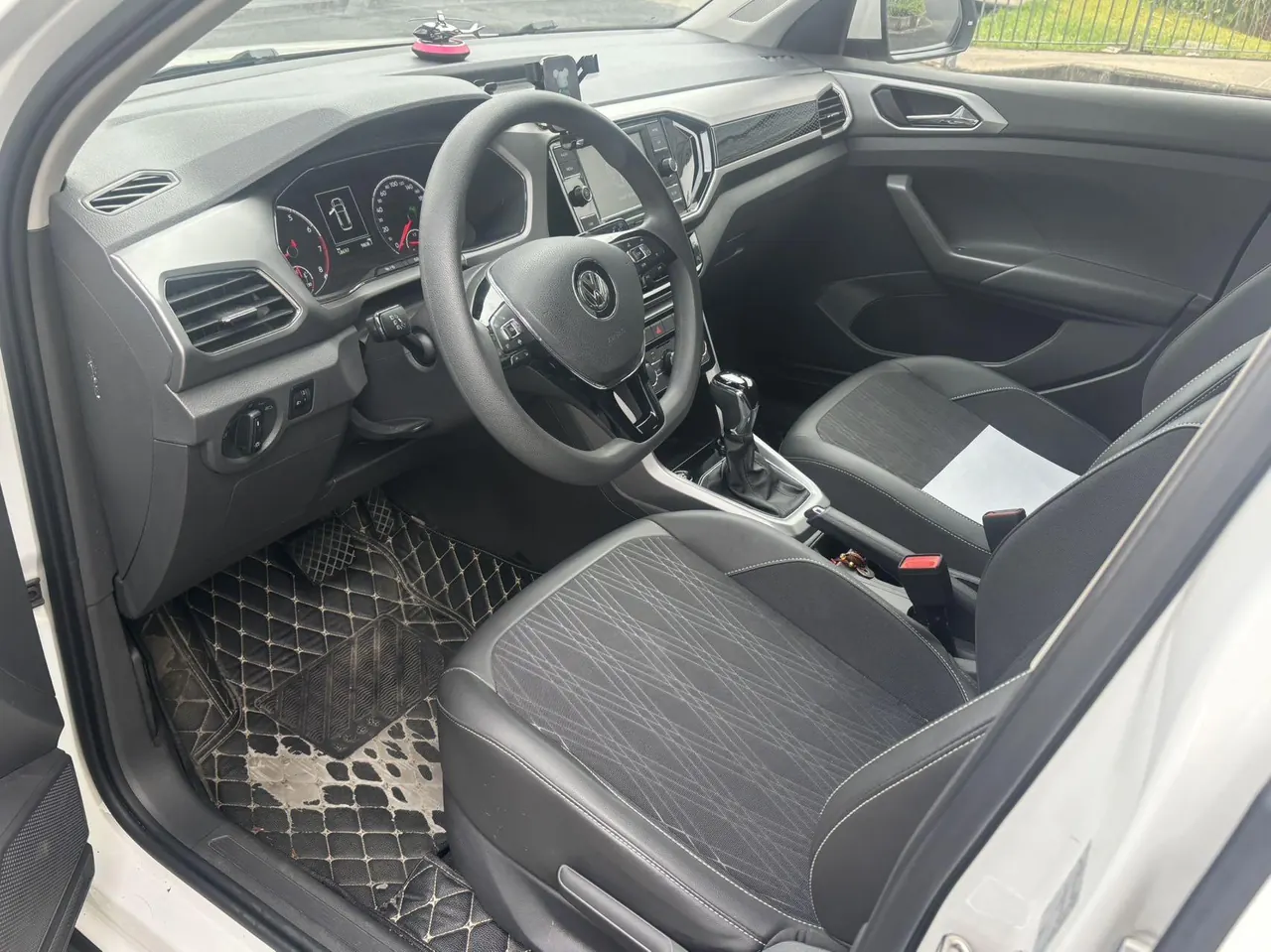 Volkswagen 2020 T-Cross (Tujia) 1.5 Comfort Edition Automatic Gear 6