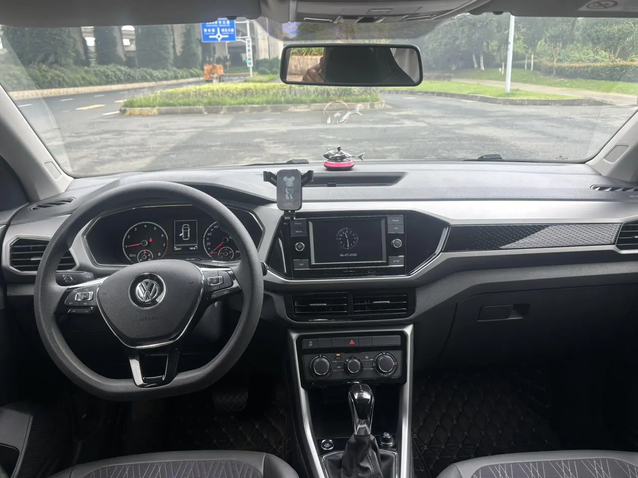 Volkswagen 2020 T-Cross (Tujia) 1.5 Comfort Edition Automatic Gear 8